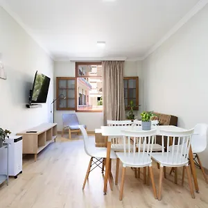  Apartamento New Bright And Central With 2 Bedrooms